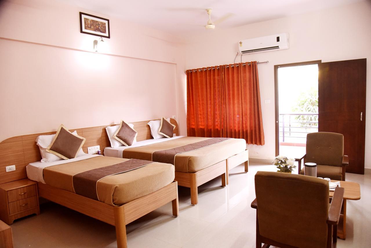 Slr Residency Subrahmanya Exterior photo