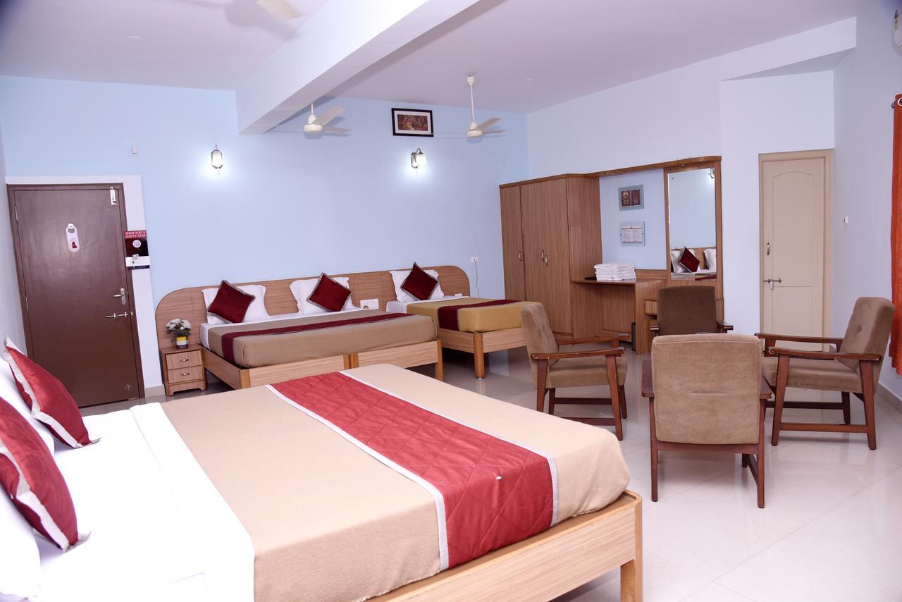 Slr Residency Subrahmanya Exterior photo